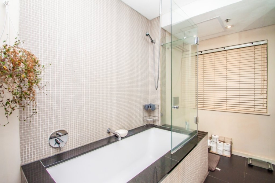 1 Bedroom Property for Sale in Cape Town City Centre Western Cape